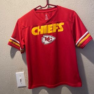 Kids Chiefs shirt size 10-12
